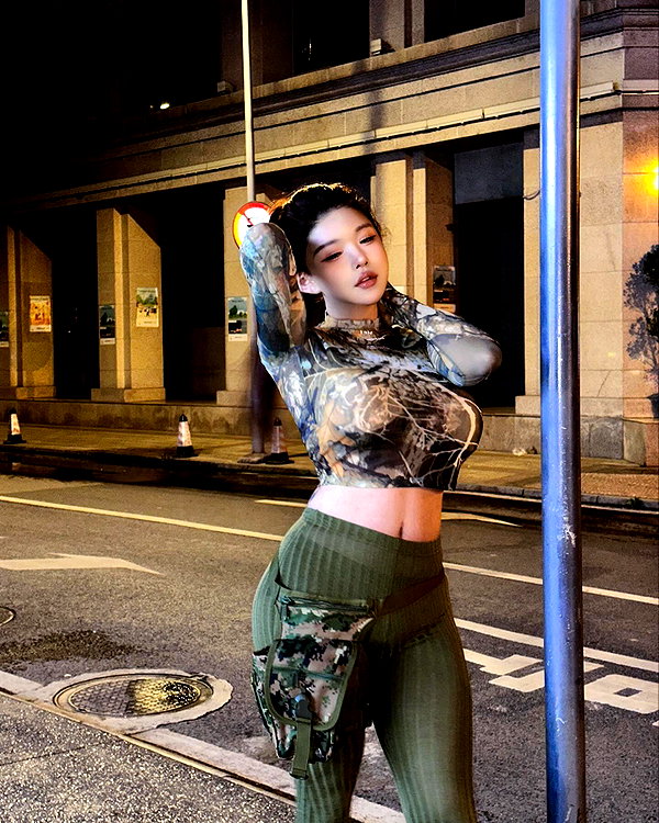 xixigina instagram image archive image