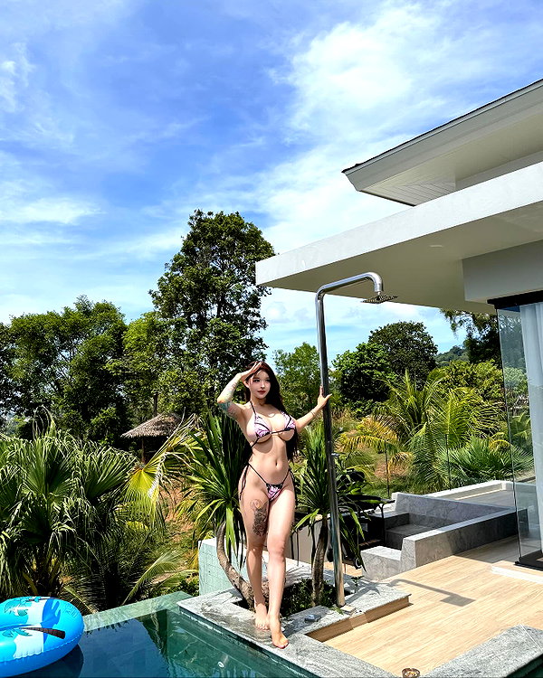 xixigina instagram image archive image