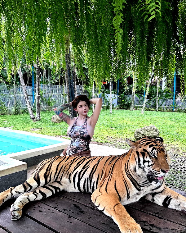 xixigina instagram image archive image