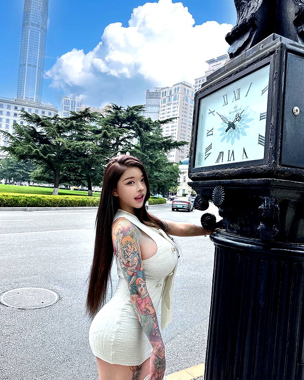 xixigina instagram image archive image