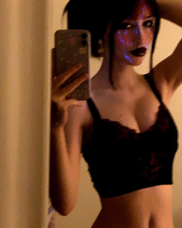 xkay.04x instagram image archive image