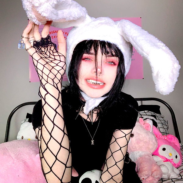 xowiejones instagram image archive image