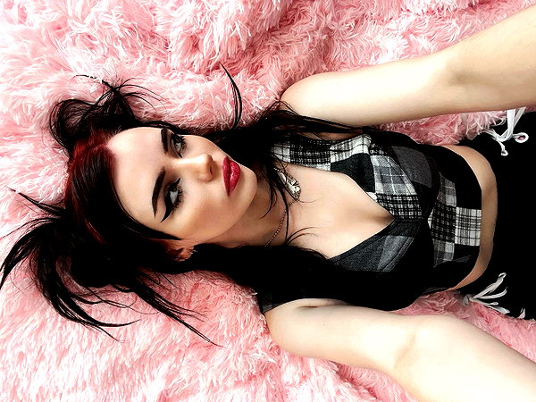xowiejones instagram image archive image