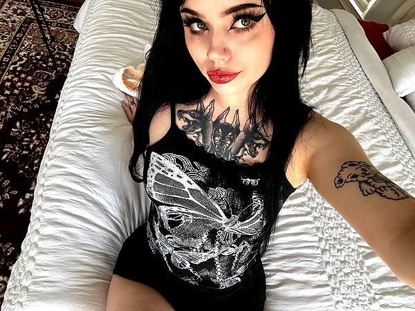 xowiejones instagram image archive image