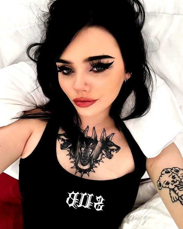 xowiejones instagram image archive image