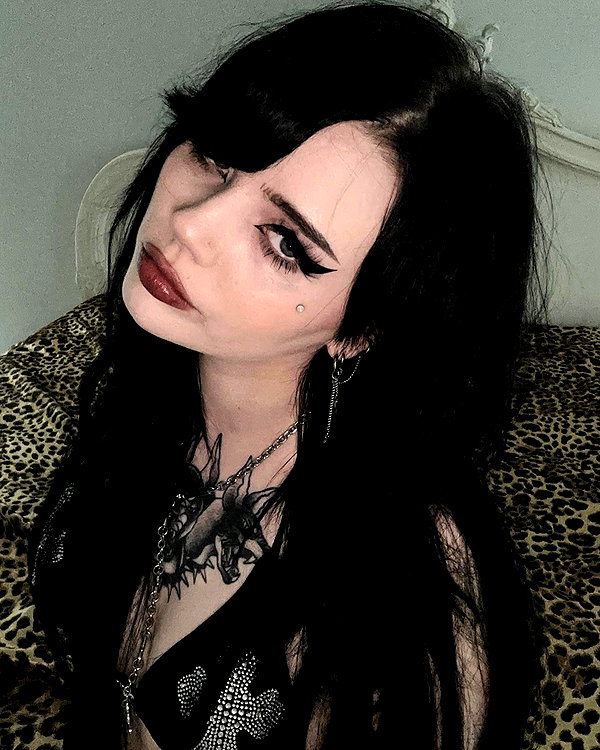 xowiejones instagram image archive image
