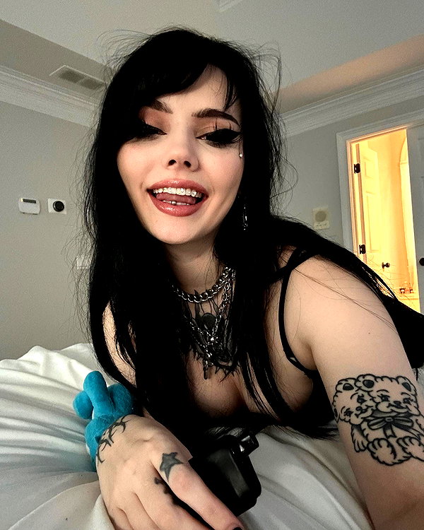 xowiejones instagram image archive image
