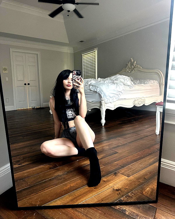 xowiejones instagram image archive image