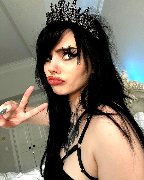 xowiejones instagram image archive image
