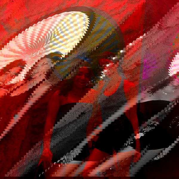 yaelxyazdi yaelxyazdi archive image