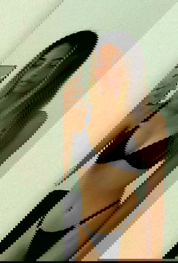 yaelxyazdi yaelxyazdi archive image