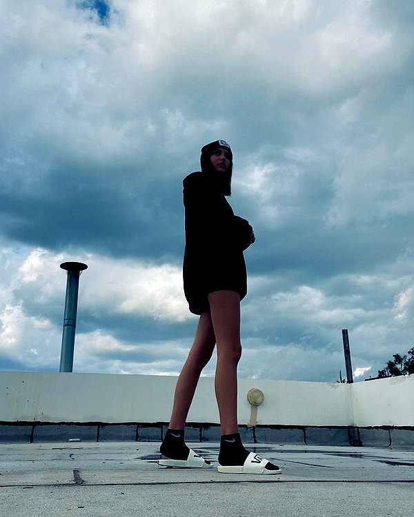 yaheli_ovadya instagram image archive image