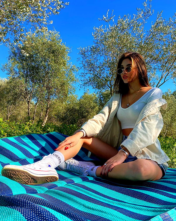 yaheli_ovadya instagram image archive image
