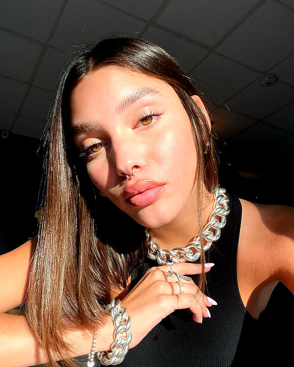 yaheli_ovadya instagram image archive image