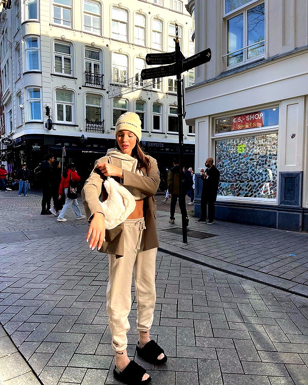 yaheli_ovadya instagram image archive image