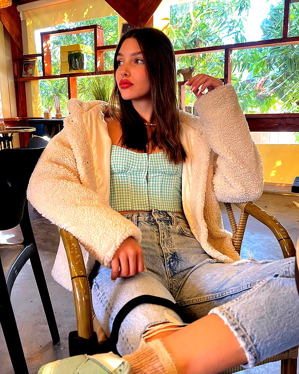 yaheli_ovadya instagram image archive image