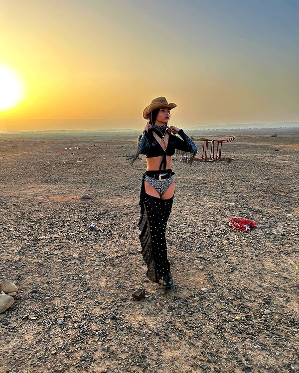 yaheli_ovadya instagram image archive image