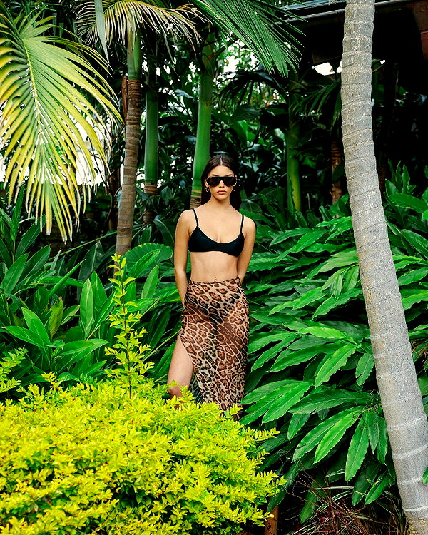 yaheli_ovadya instagram image archive image