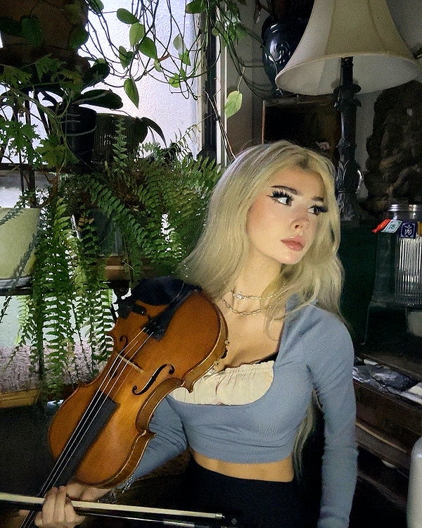 yaminaamane instagram image archive image