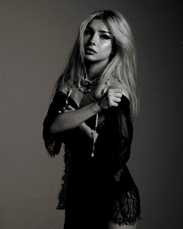 yaminaamane instagram image archive image