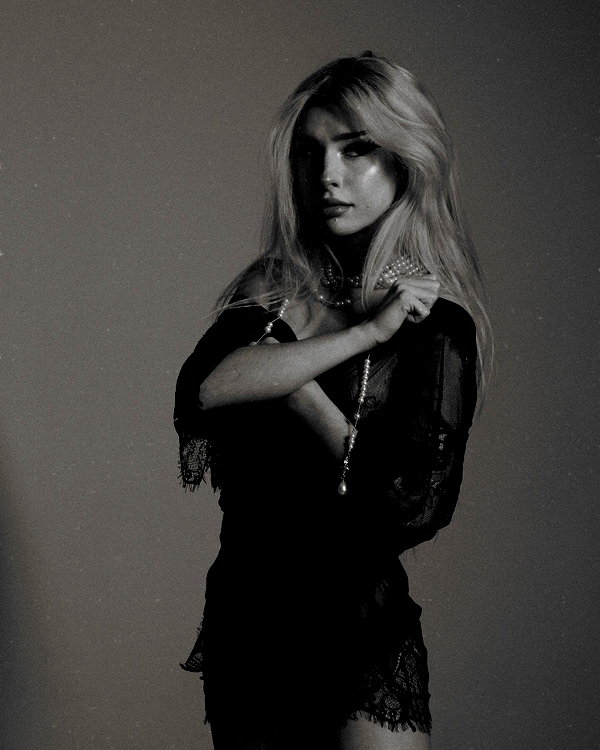 yaminaamane instagram image archive image