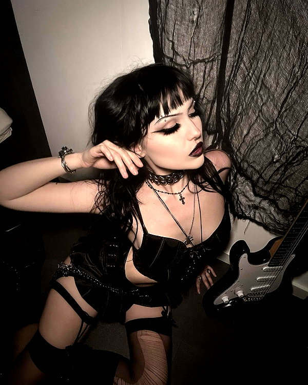 yasminmustdie instagram image archive image