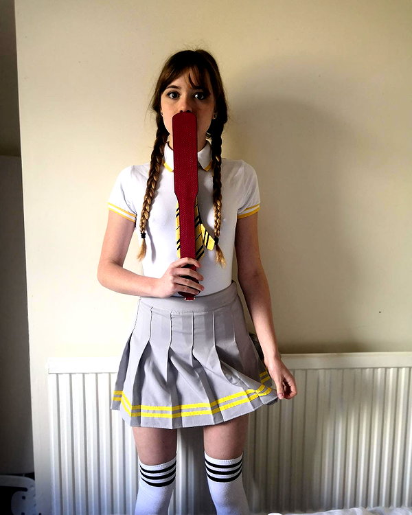 yourlittlemaya instagram image archive image