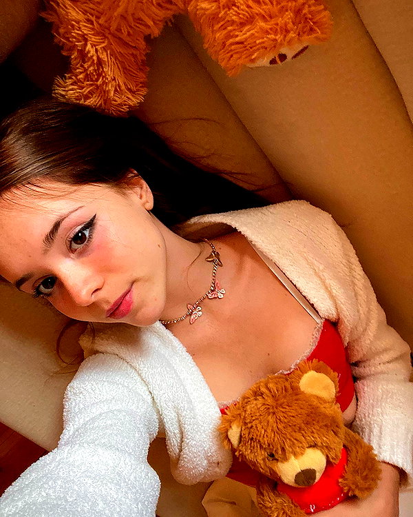 yourlittlemaya instagram image archive image