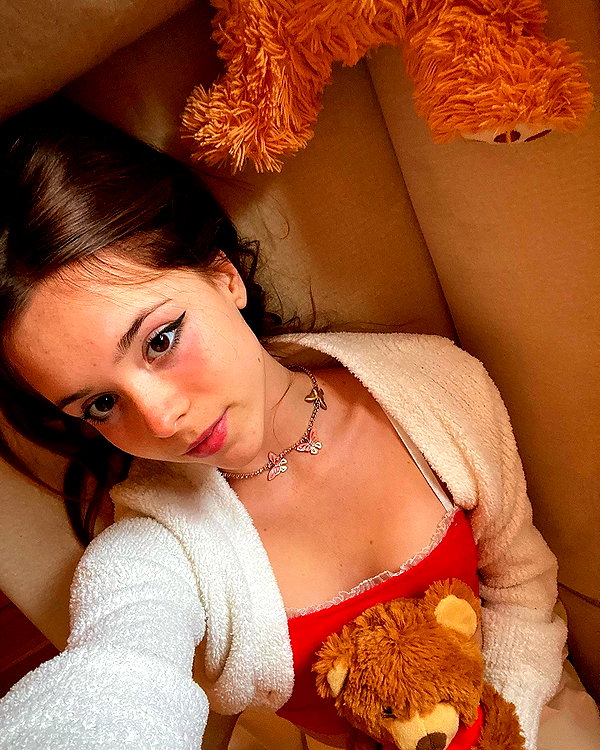 yourlittlemaya instagram image archive image