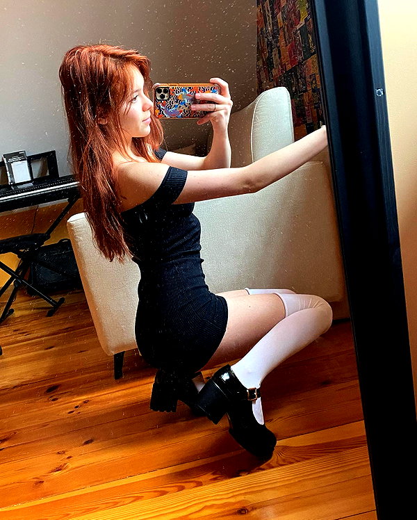 yourlittlemaya instagram image archive image