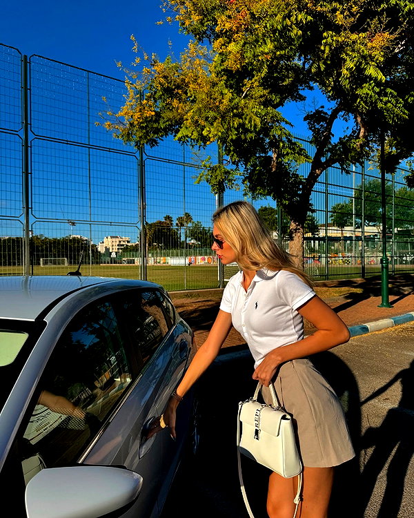 yulia_l1 instagram image archive image