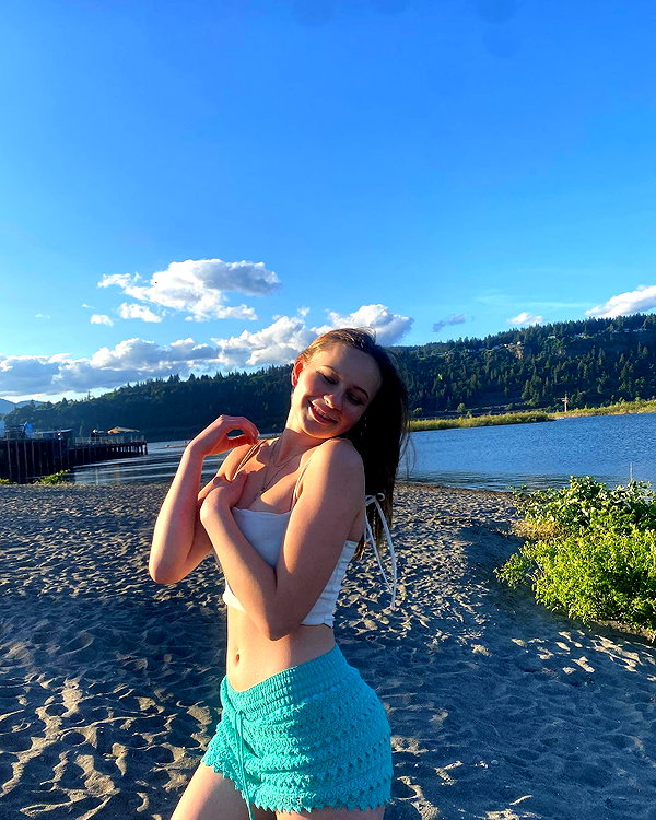 zayantewillow instagram image archive image