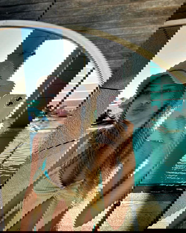 zlata_shipulin zlata_shipulin archive image