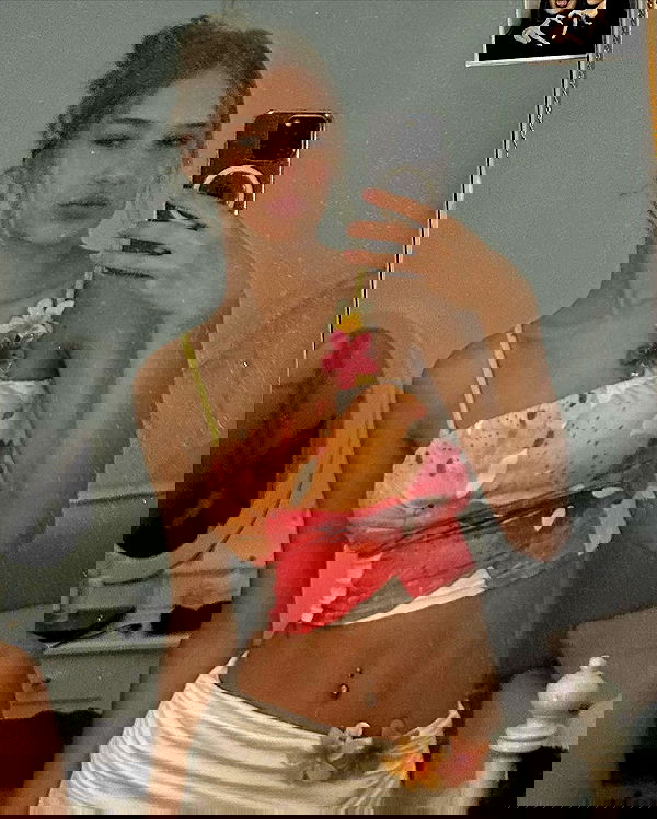 zlata_shipulin zlata_shipulin archive image