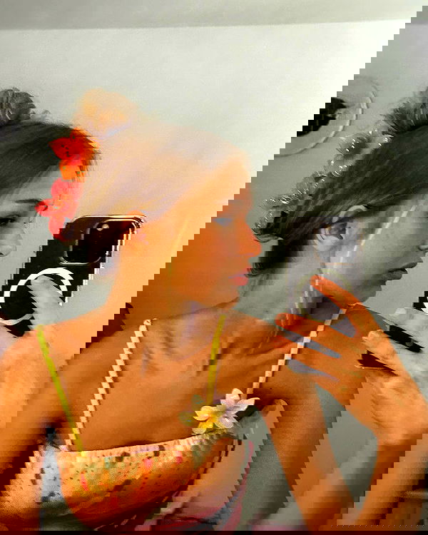 zlata_shipulin zlata_shipulin archive image