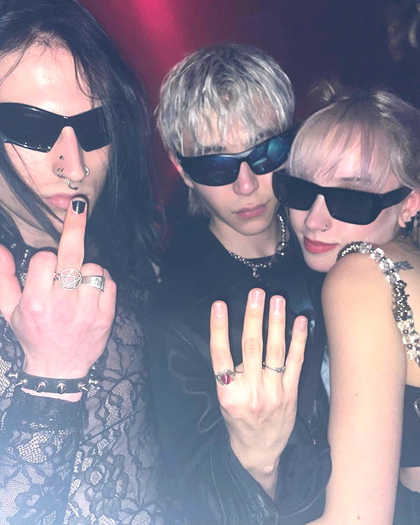 zoe.glover instagram image archive image