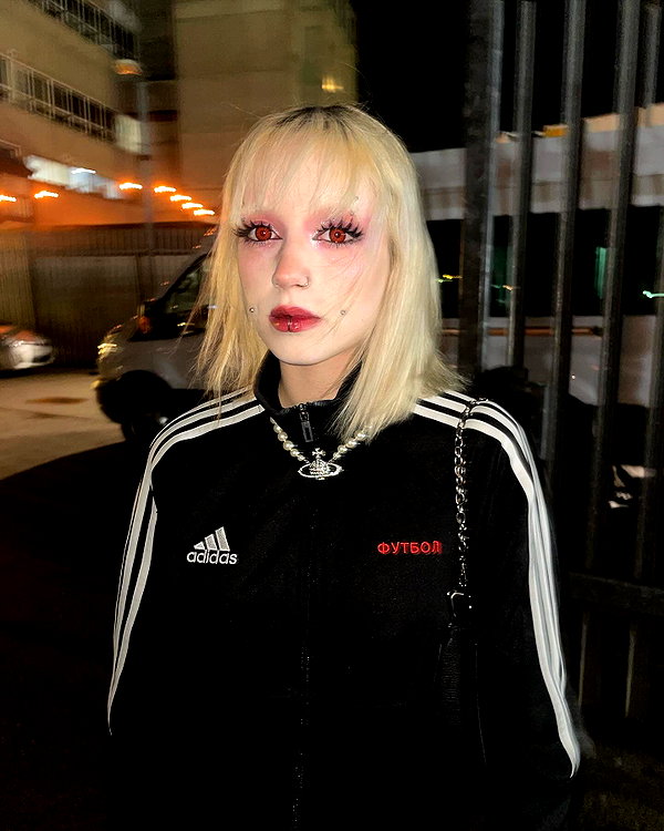 zoe.glover instagram image archive image