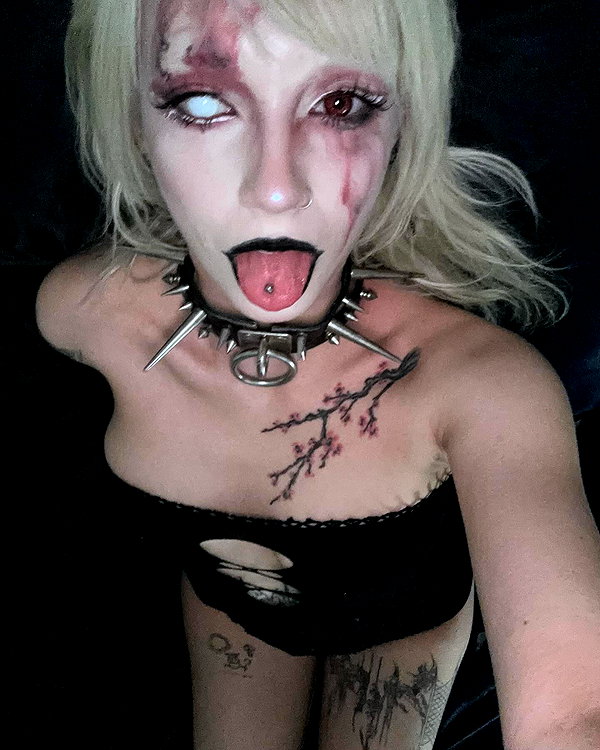 zoe.glover instagram image archive image