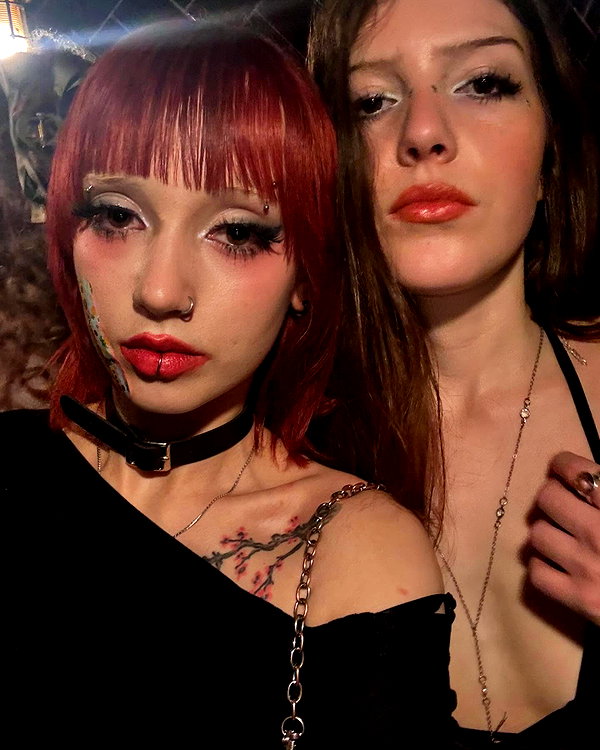 zoe.glover instagram image archive image