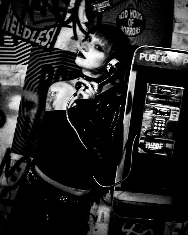 zoe.glover instagram image archive image