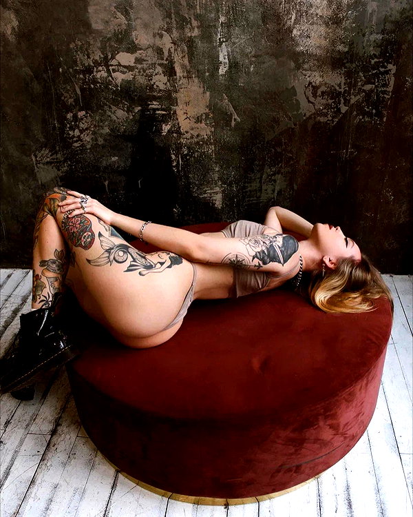 zombiemodel instagram image archive image