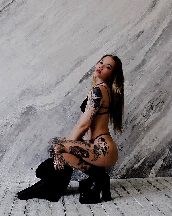 zombiemodel instagram image archive image