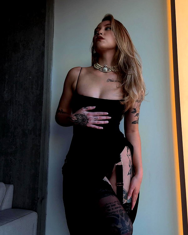 zombiemodel instagram image archive image