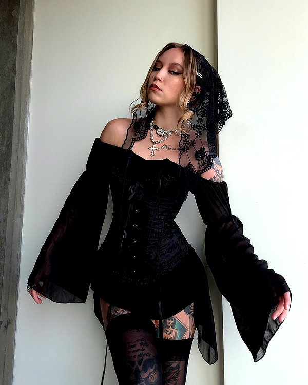 zombiemodel instagram image archive image