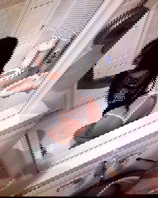 zommmbri image ~ Altpins