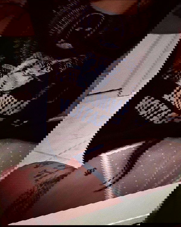 zommmbri image ~ Altpins