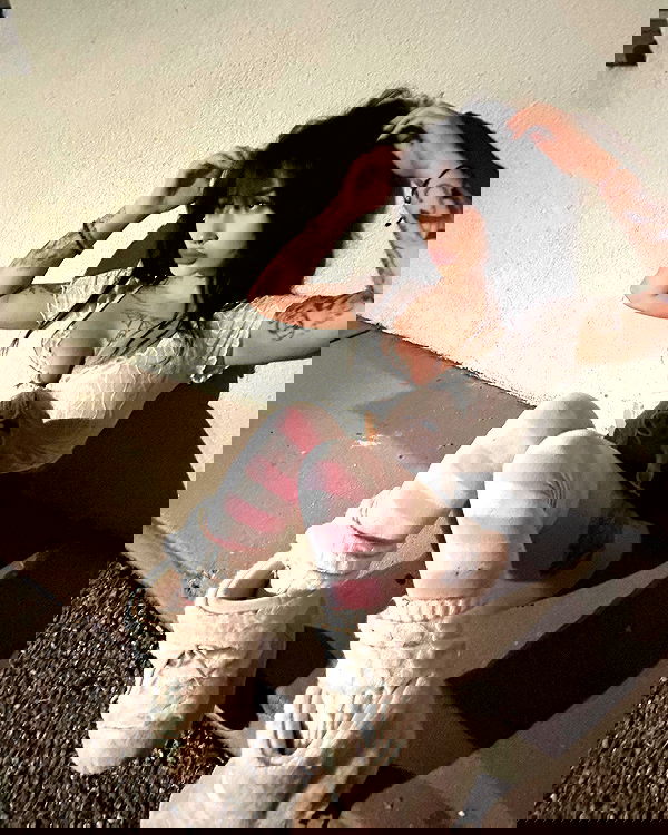 zommmbri image ~ Altpins