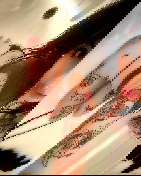 zommmbri image ~ Altpins