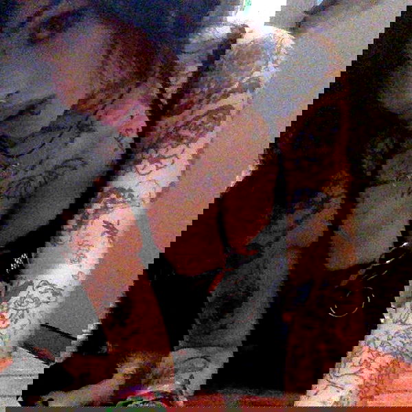 zommmbri image ~ Altpins