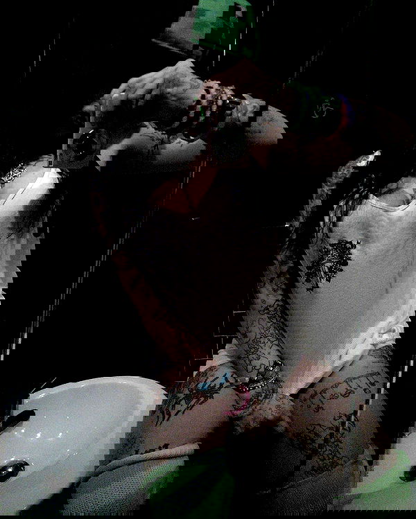 zommmbri image ~ Altpins